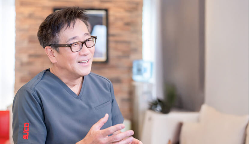 インプラント専門医の院長髙田