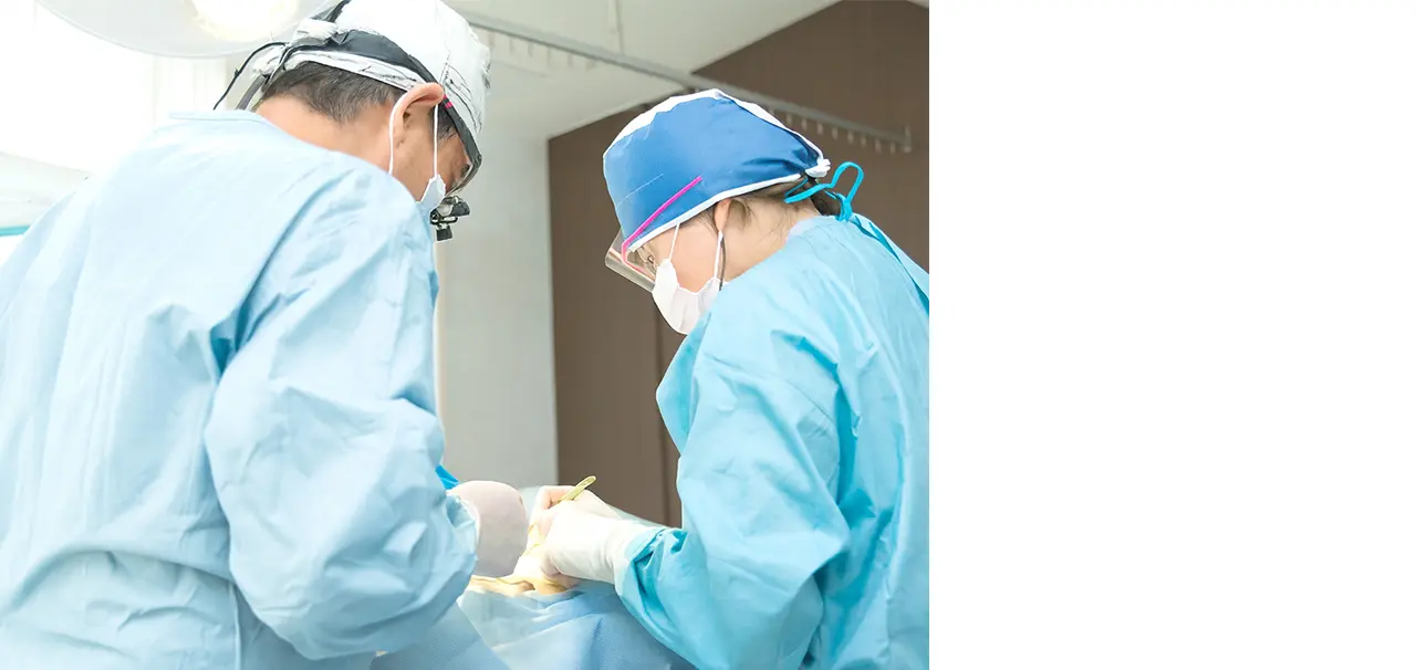 理事長によりインプラント埋入手術